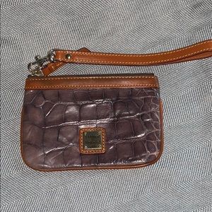 Cute Dooney & Bourke wristlet.